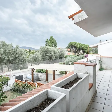 Διαμέρισμα Guesthost - Quartu Sant'elena Bright Flat With Balcony!