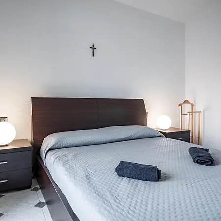 Quartu Sant'elena Bright Flat With Balcony! 아파트 *