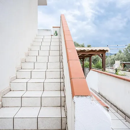 Guesthost - Quartu Sant'elena Bright Flat With Balcony! Apartament Sant'Andrea (Sardinia)